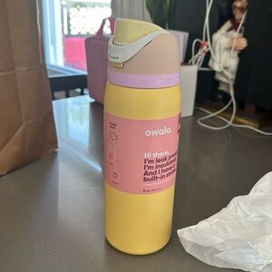 32oz Owala Spring fling